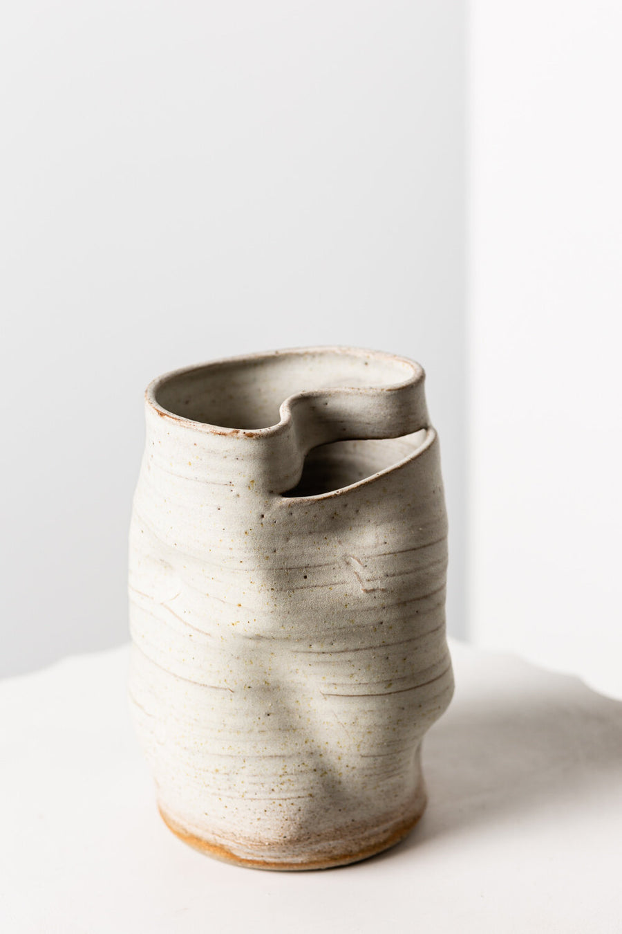 Kyokusen Vase in White Matte