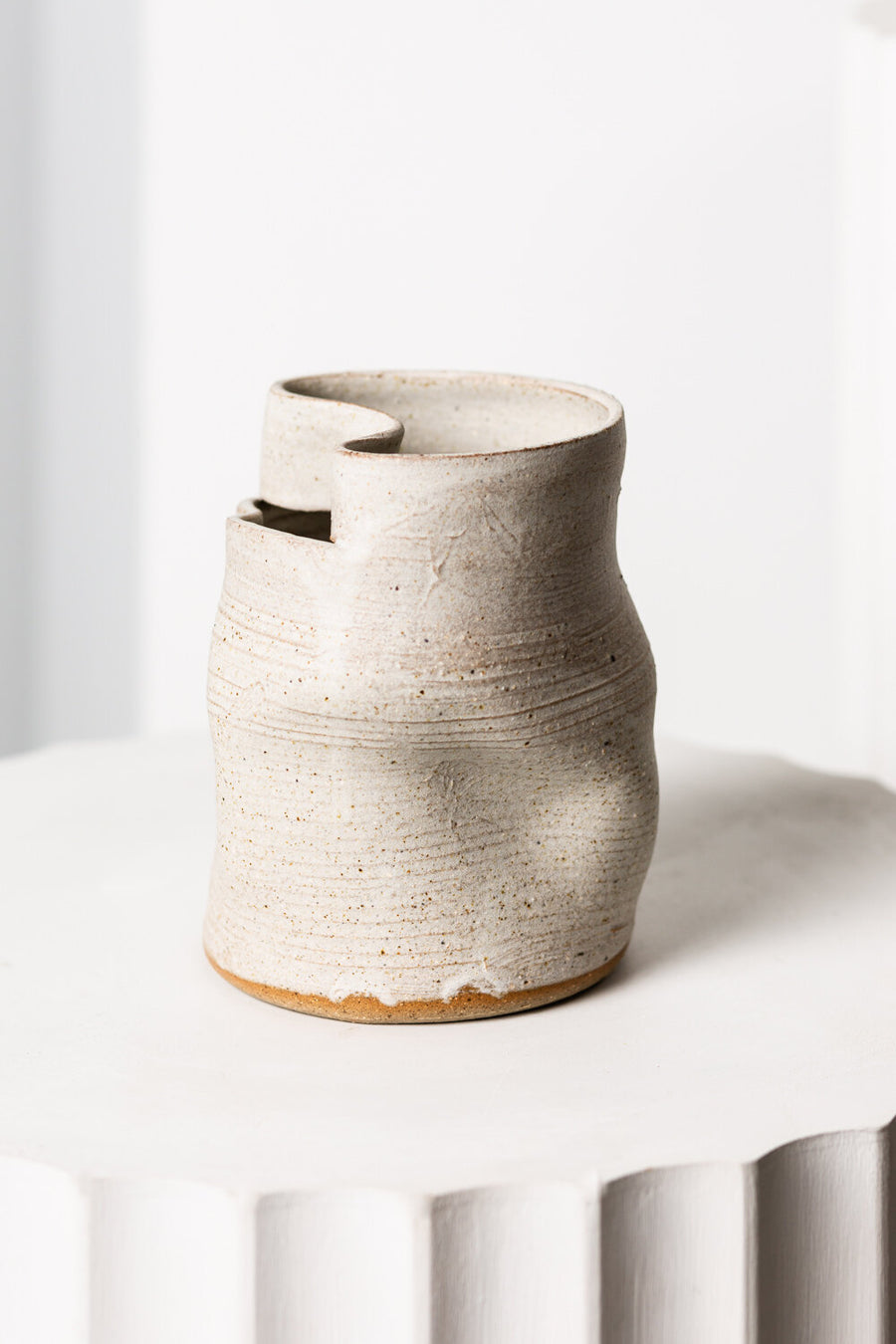 Kyokusen Vase in White Matte