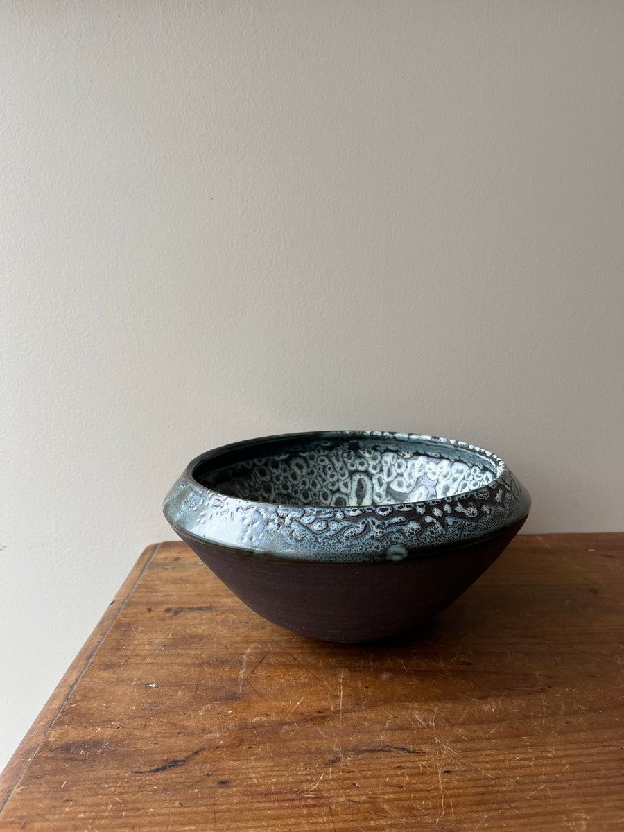Ikebana Bowl Hyperchromatic Black