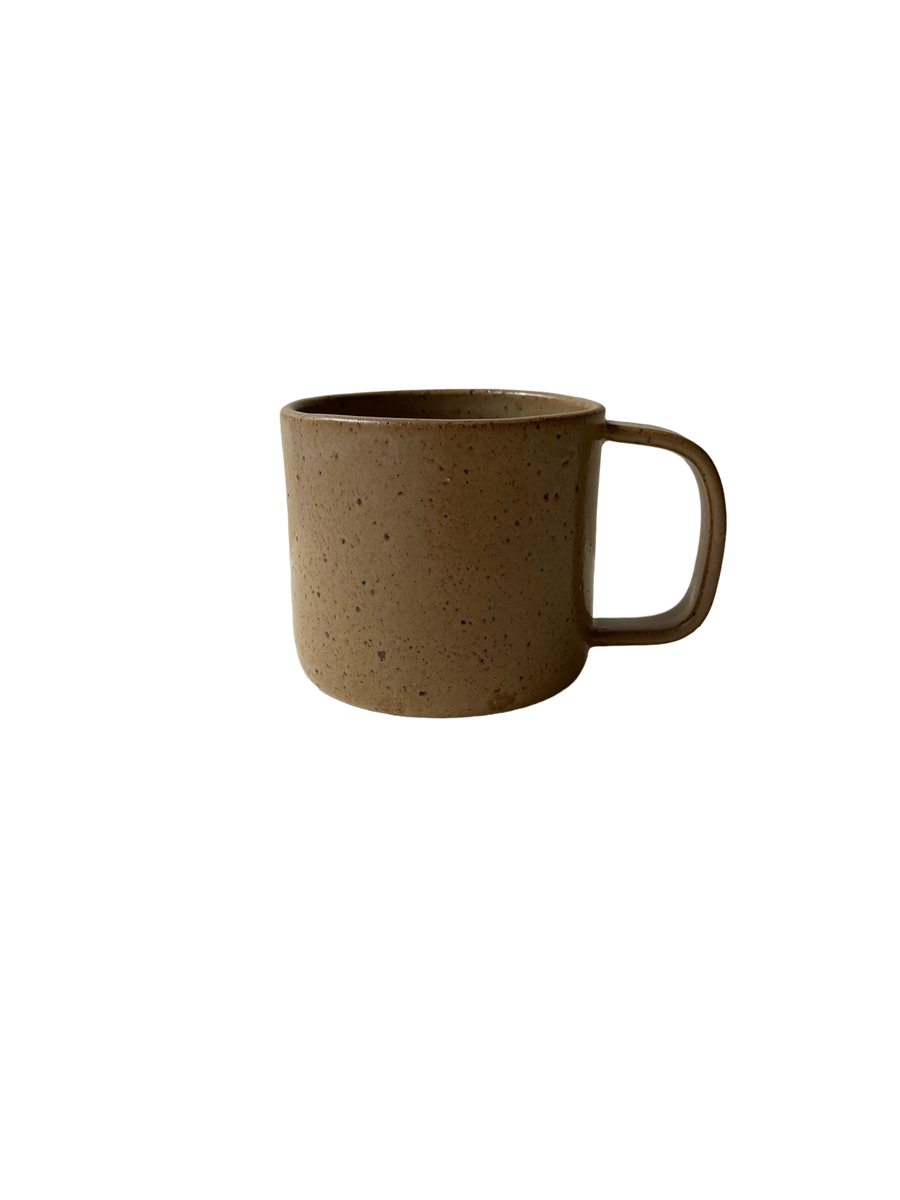 Basique Mug in Biscuit