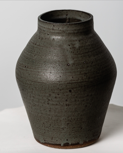 Shibo Vase in Green Velvet